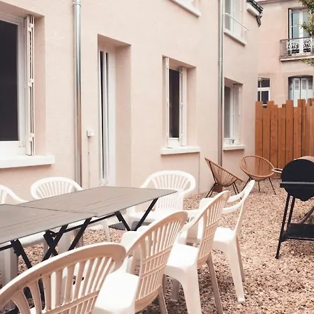 L'unique - Grande Maison De Groupe Plein Centre Ferienhaus